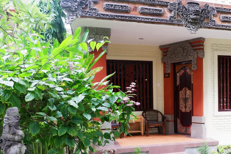 Seminyak Paradiso Hotel — building