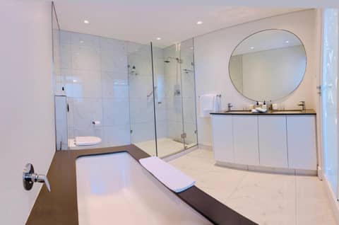 The Clarendon - Bantry Bay — photo 9