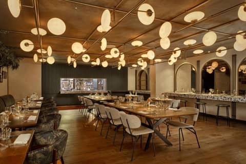 Montcalm East Autograph Collection — restaurant