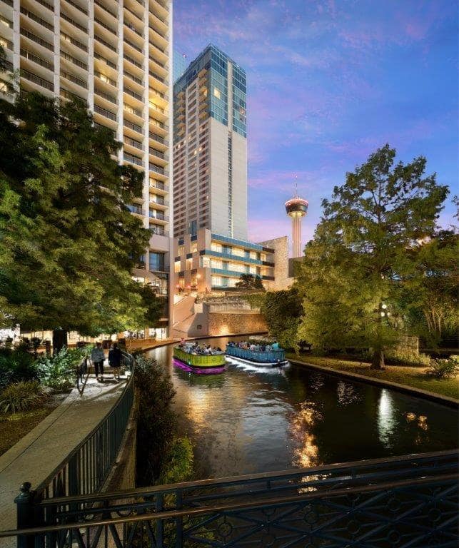 Grand Hyatt San Antonio River Walk — building