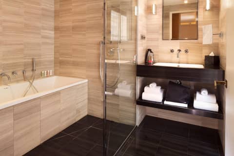 Hotel Marignan Champs-Elysées — photo 5