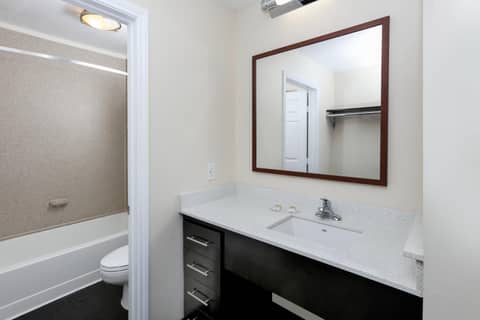 Candlewood Suites Dallas Market Center-Love Field by IHG — photo 9