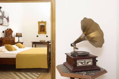 Palmotta Palace 4* — bedroom