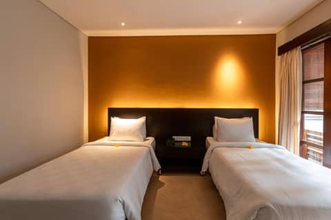 Fourteen Roses Beach Hotel — photo 3