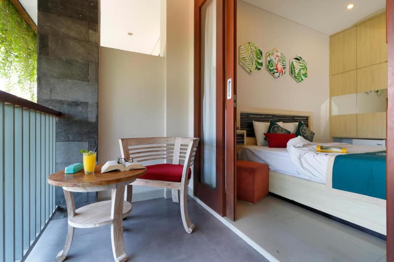 Vansari Hotel — balance & terrace