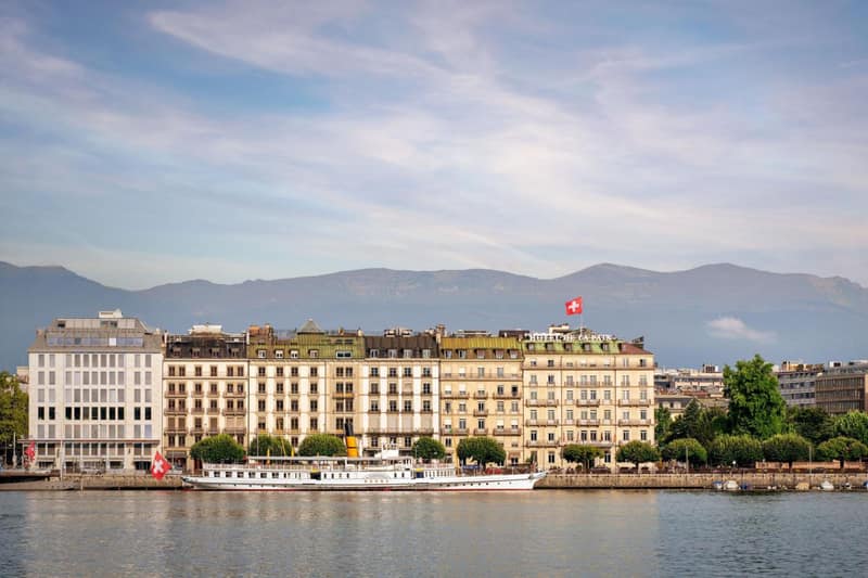 The Ritz-Carlton Hotel de la Paix, Geneva — building
