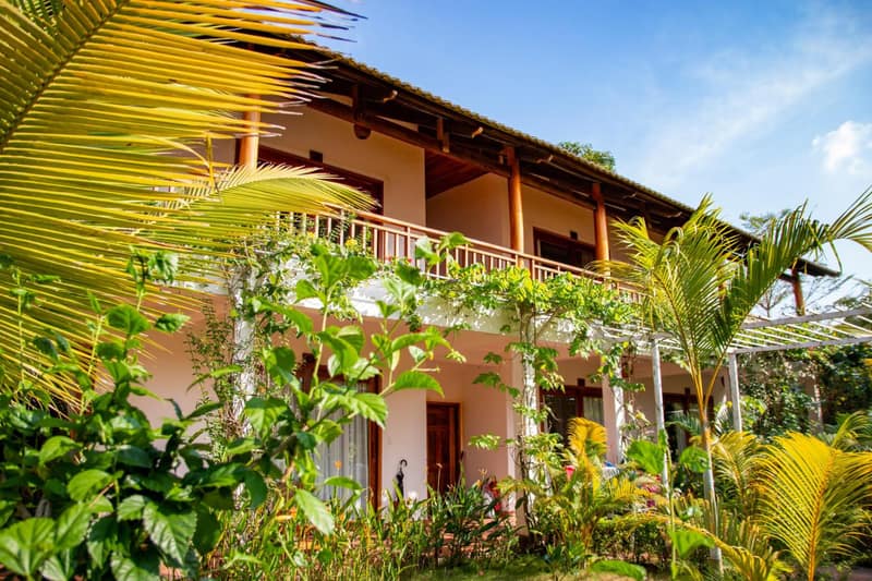 La Casa Resort — building