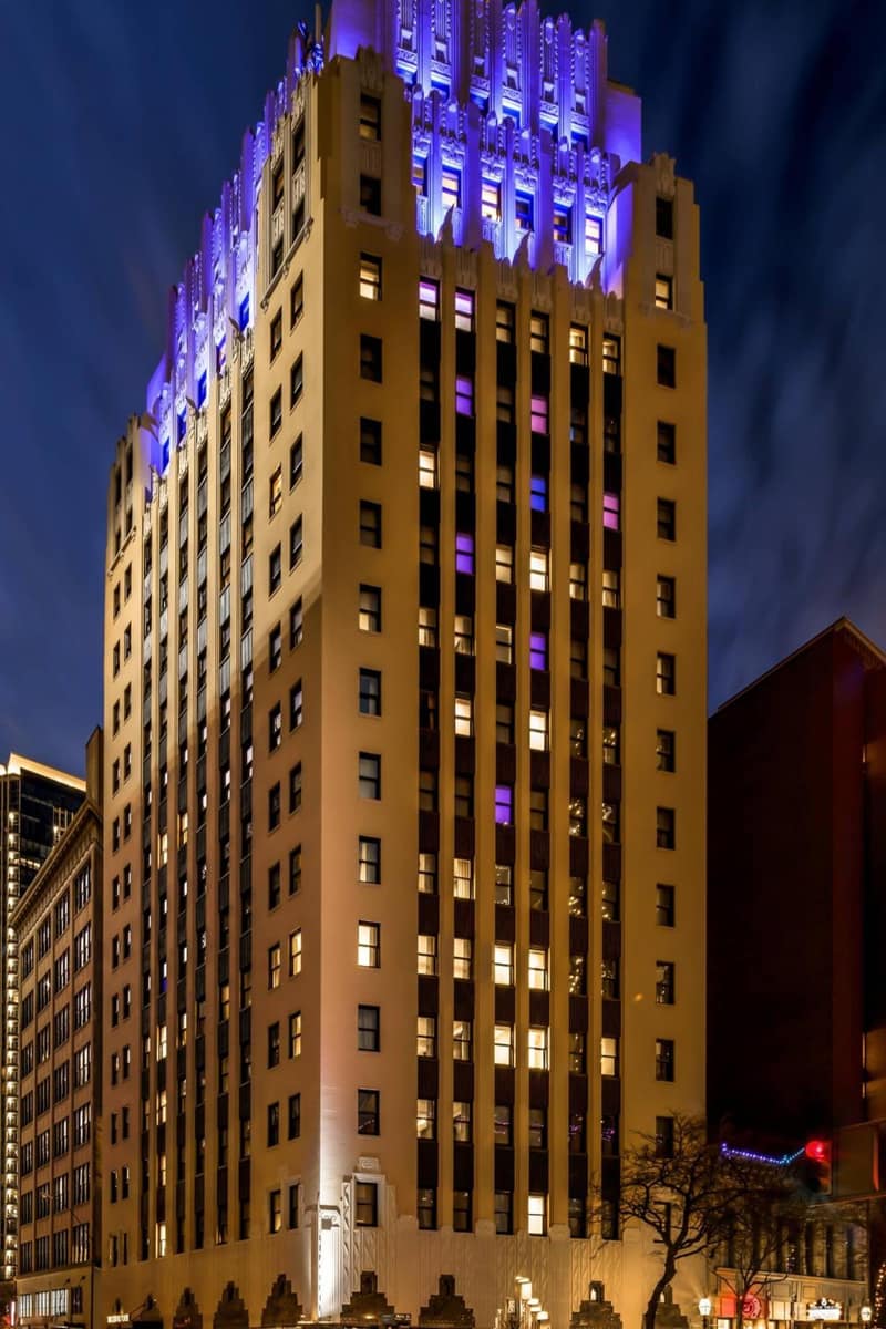 The Sinclair, Autograph Collection — building