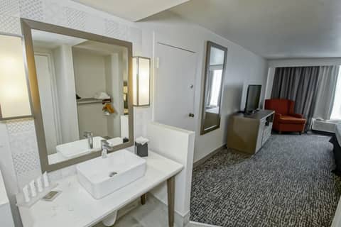 Country Inn & Suites by Radisson, New Orleans I-10 East, LA — photo 4