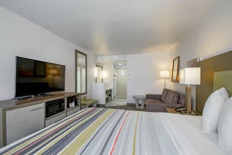Country Inn & Suites by Radisson, New Orleans I-10 East, LA — photo 5