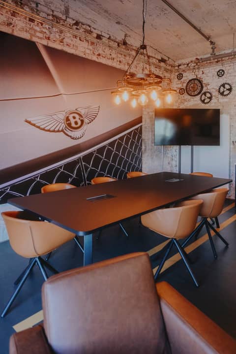 V8 Hotel Köln at MOTORWORLD — photo 2