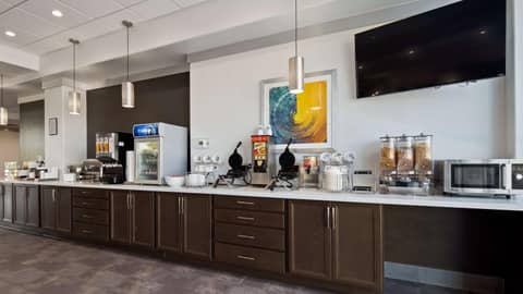 Best Western Plus Roland Inn & Suites — photo 9