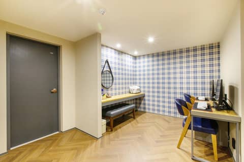 Brown-Dot Hotel Minam — photo 6