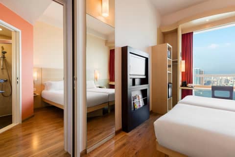 Ibis Hong Kong Central & Sheung Wan — photo 9