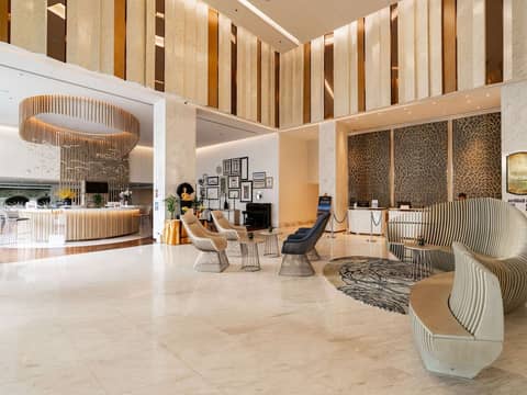 Novotel Phuket City Phokeethra Hotel — photo 9