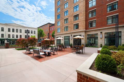 Courtyard by Marriott Richmond Downtown — photo 2
