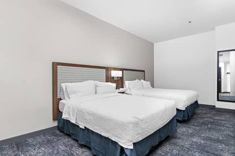 Hampton Inn Kansas City - Downtown Financial District — photo 2
