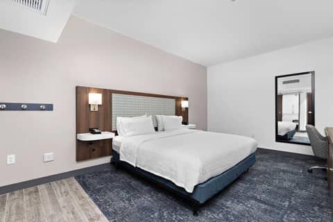 Hampton Inn Kansas City - Downtown Financial District — photo 9