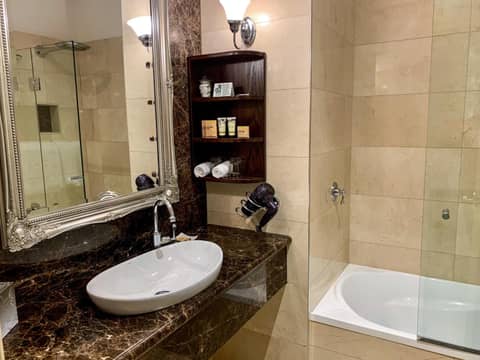 Royal Albert Hotel — photo 3