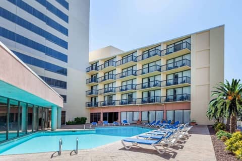 Wyndham Virginia Beach Oceanfront — photo 7