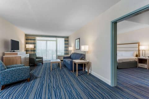Wyndham Virginia Beach Oceanfront — photo 8