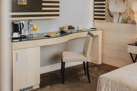 Hotel Lero — hotel room