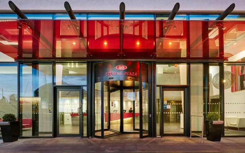 Crowne Plaza Manchester City Centre by IHG — building