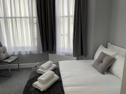 Ravna Gora — hotel room