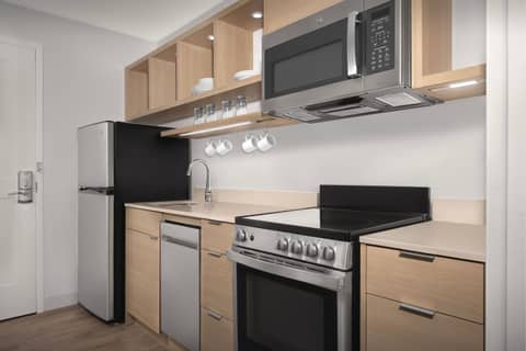 TownePlace Suites Jacksonville Airport — photo 2