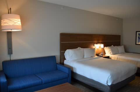 Holiday Inn Express & Suites - Charlotte NE - University Area by IHG — hotel room