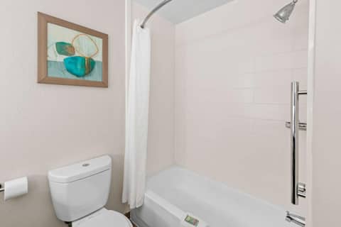 Best Western Worlds Of Fun — photo 7