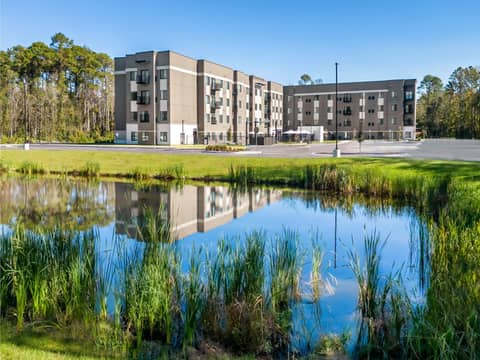 WaterWalk Extended Stay by Wyndham Jacksonville Deerwood Pk — photo 3