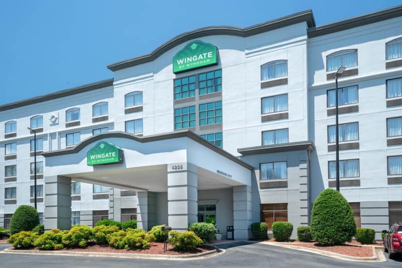 Wingate by Wyndham Charlotte Airport — building