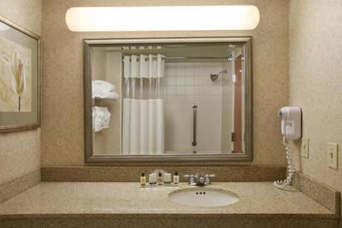 Wingate by Wyndham Charlotte Airport — photo 2