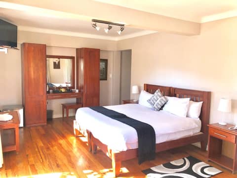 Lido Hotel — hotel room