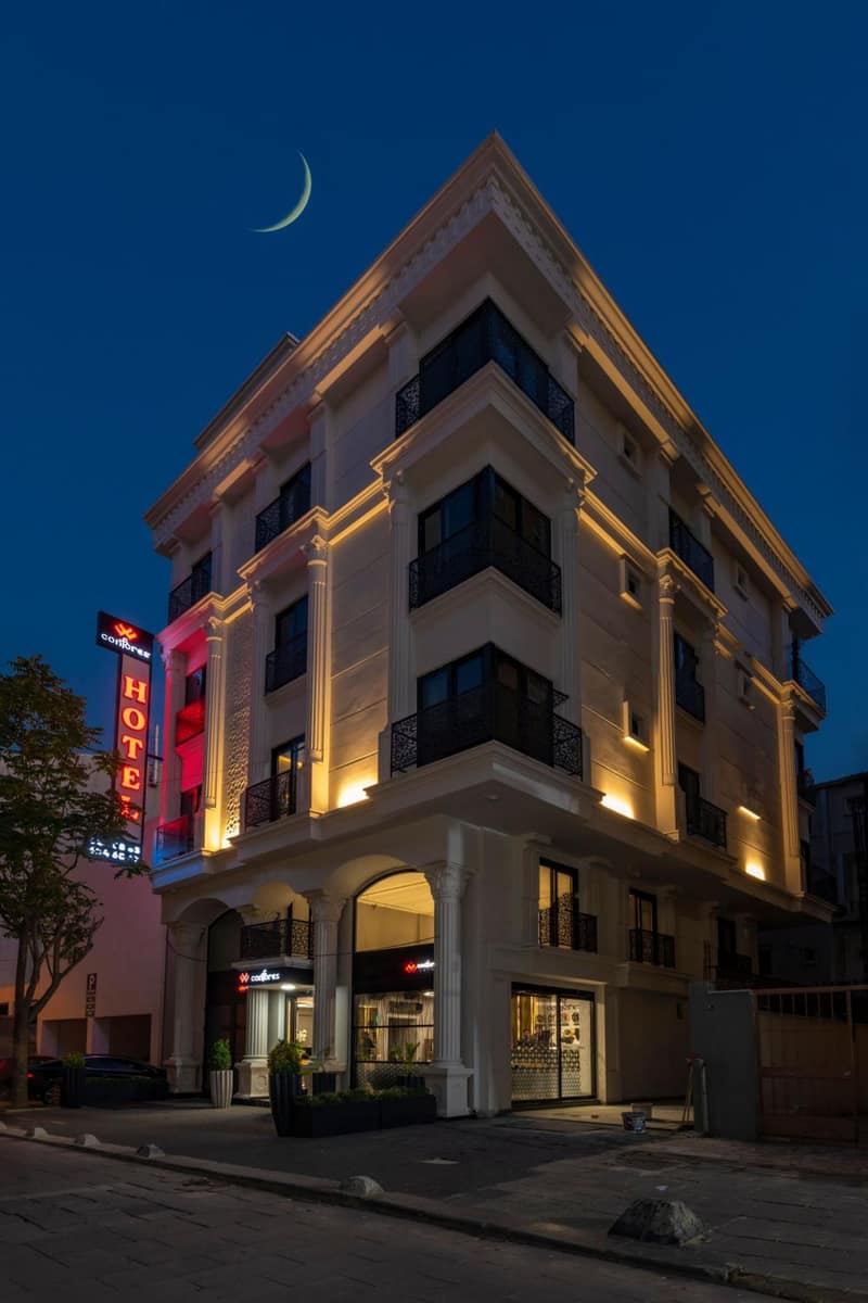 Confores Hotel — building