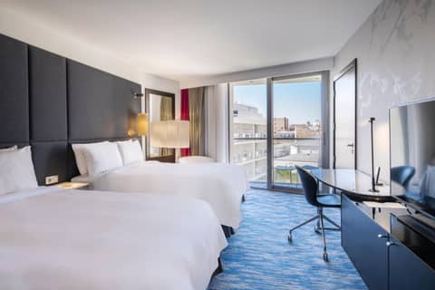 Renaissance Paris Arc de Triomphe Hotel — photo 9