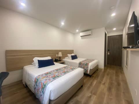 EcoHub Hotel Medellin — photo 9