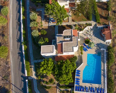 Panorama-Seaview Studios & Apartments — swimming pool