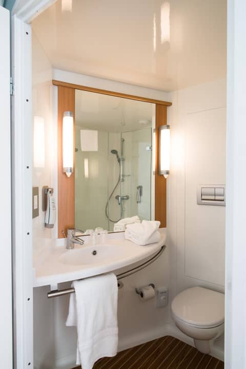 ibis Edinburgh Centre South Bridge – Royal Mile — photo 7