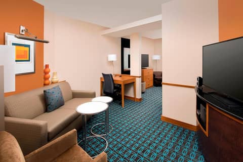 Fairfield Inn by Marriott Washington D.C. — photo 9