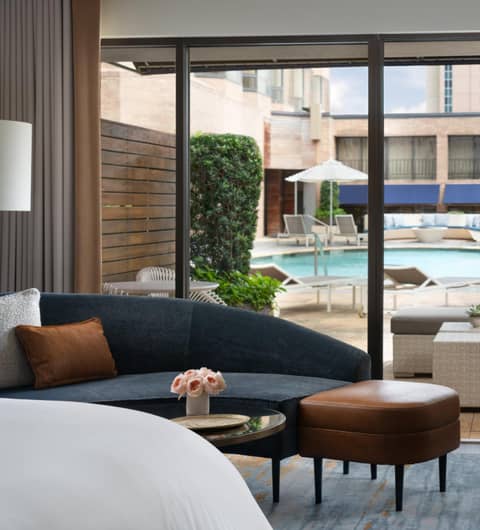 Four Seasons Hotel Houston — hotel room