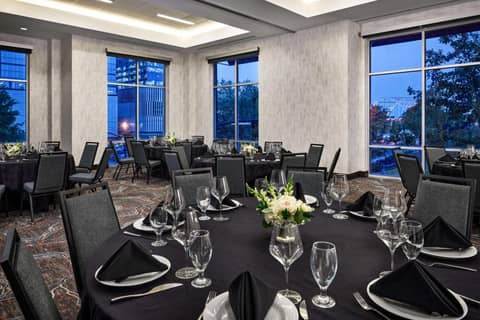 Hilton Garden Inn Nashville Downtown Convention Center — photo 5