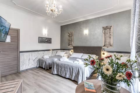 Hotel Centro Cavour Roma — hotel room