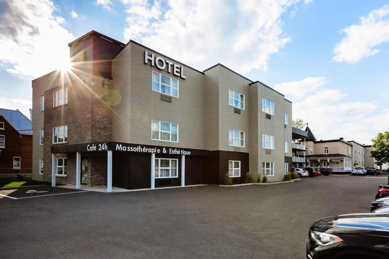 Hotel Le Littoral — building