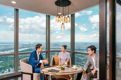 Vinpearl Landmark 81 Autograph Collection — lounge