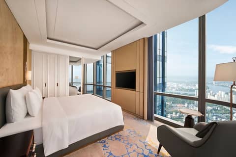 Vinpearl Landmark 81 Autograph Collection — hotel room