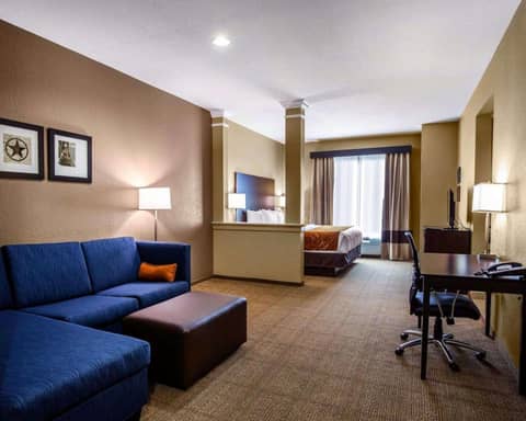 Comfort Suites Northwest - Cy - Fair — photo 2