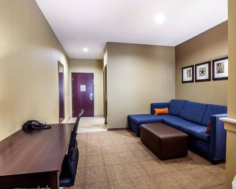 Comfort Suites Northwest - Cy - Fair — photo 3