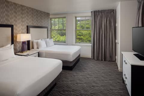 DoubleTree Suites by Hilton Hotel Detroit Downtown - Fort Shelby — photo 4